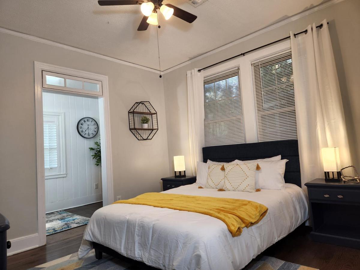 Spacious Centrally Located 3 Bed 2 Bath - Sleeps 8 蒙哥马利 外观 照片