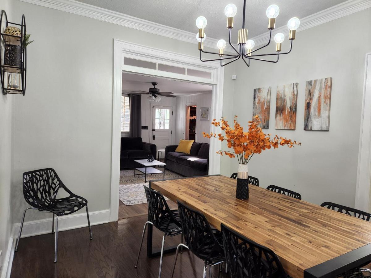Spacious Centrally Located 3 Bed 2 Bath - Sleeps 8 蒙哥马利 外观 照片