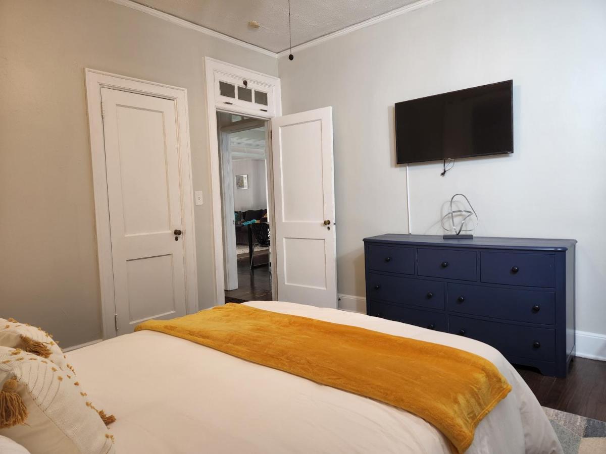 Spacious Centrally Located 3 Bed 2 Bath - Sleeps 8 蒙哥马利 外观 照片