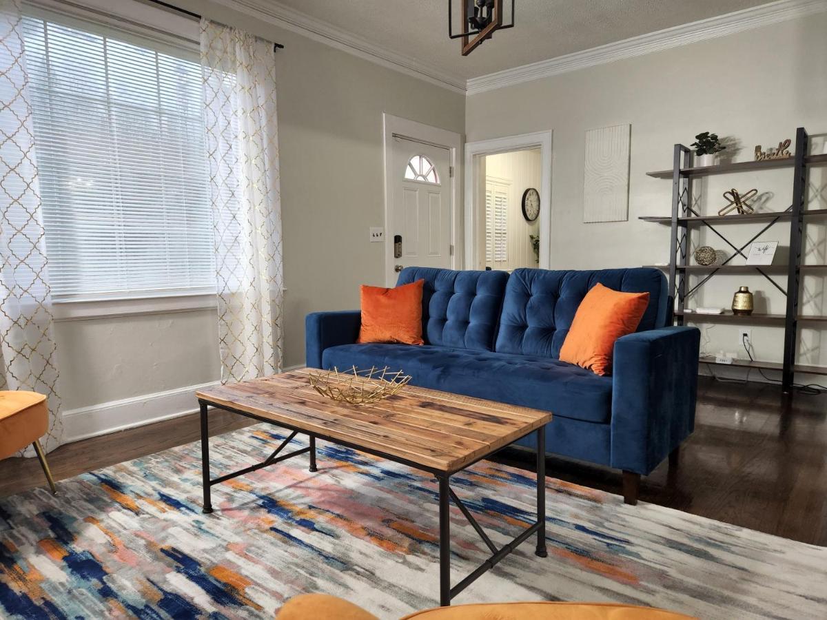 Spacious Centrally Located 3 Bed 2 Bath - Sleeps 8 蒙哥马利 外观 照片