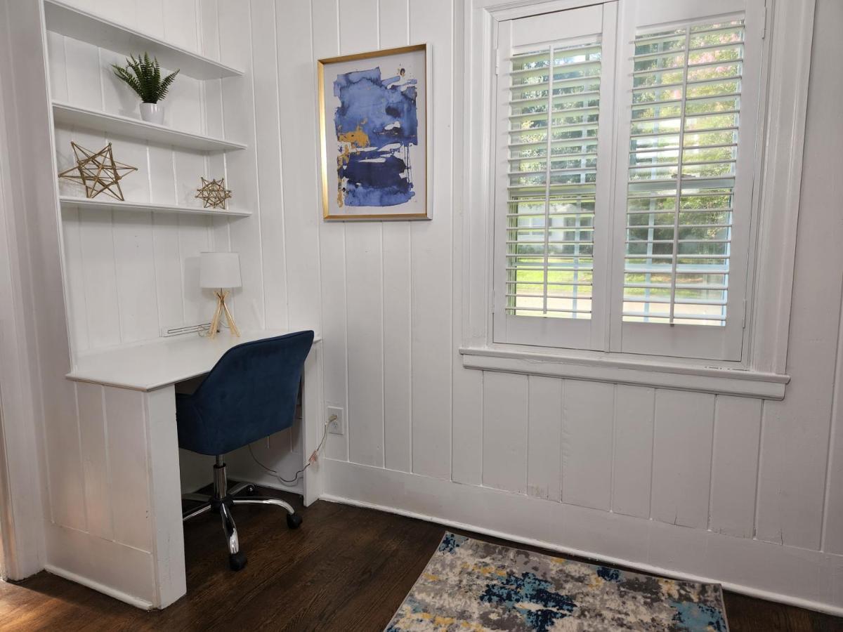 Spacious Centrally Located 3 Bed 2 Bath - Sleeps 8 蒙哥马利 外观 照片